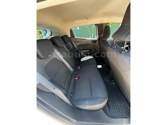 Sahibinden Renault Clio 1.0 SCe Joy 2021 Model