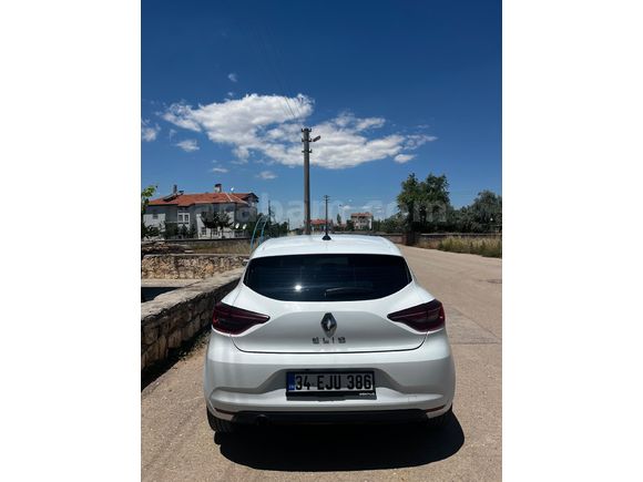 Sahibinden Renault Clio 1.0 SCe Joy 2021 Model