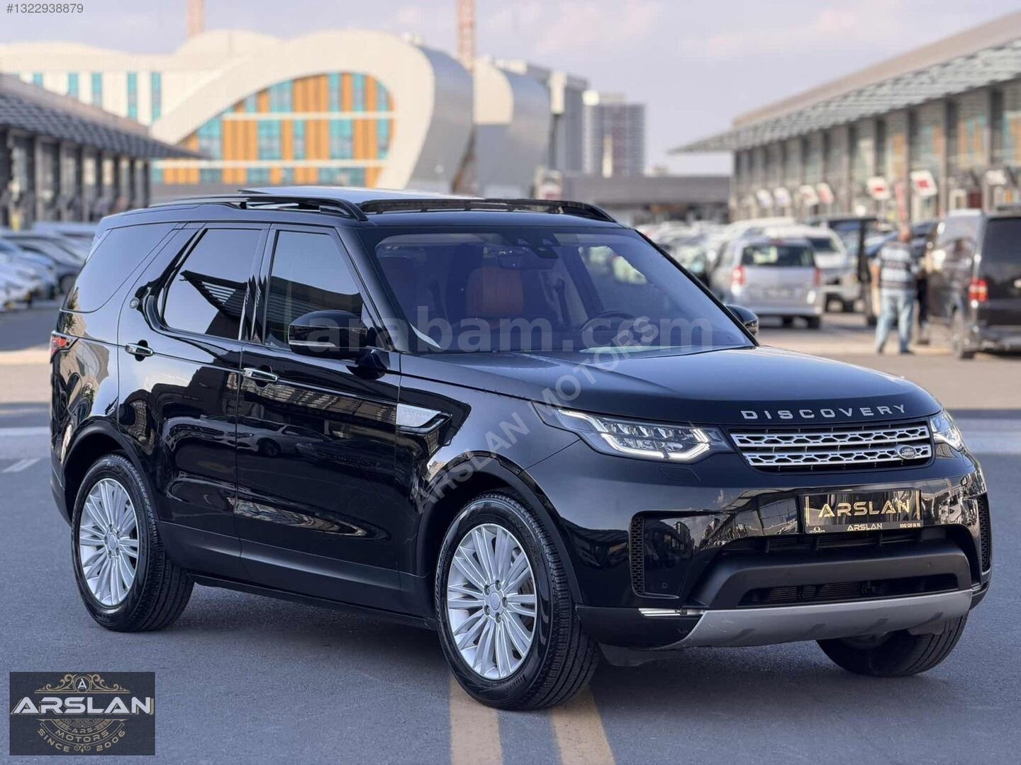 Galeriden Land Rover Discovery 2.0 SD4 HSE Luxury 2017 Model Ankara 142.000 km Siyah 1