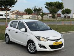 2013 MODEL MASRAFSIZ OTOMATİK HASAR KAYITSIZ CAM GİBİ İ20