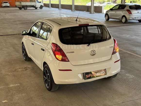 SIFIR1 AUTO'dan HYUNDAİ İ20