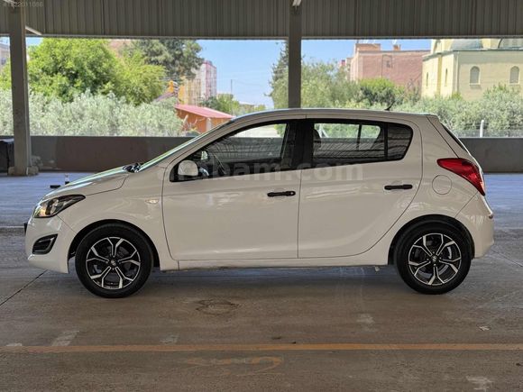 SIFIR1 AUTO'dan HYUNDAİ İ20