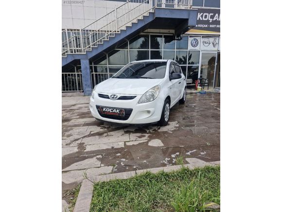 HYUNDAI İ20 1.4 BENZİNLİ