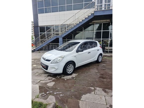 HYUNDAI İ20 1.4 BENZİNLİ