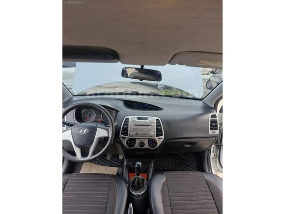 HYUNDAI İ20 1.4 BENZİNLİ