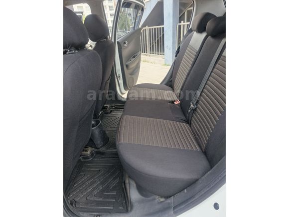 HYUNDAI İ20 1.4 BENZİNLİ