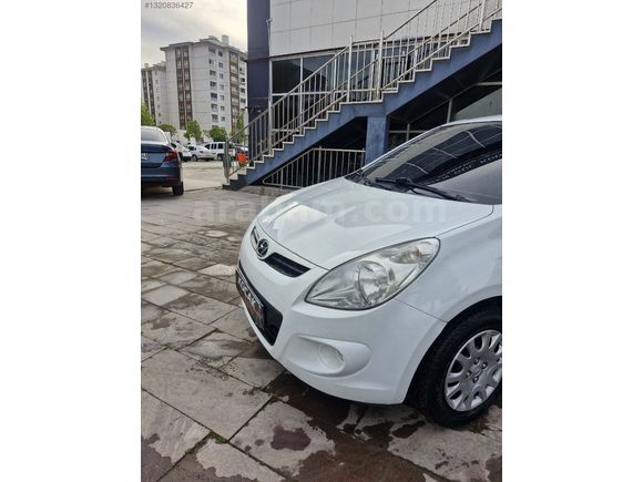 HYUNDAI İ20 1.4 BENZİNLİ