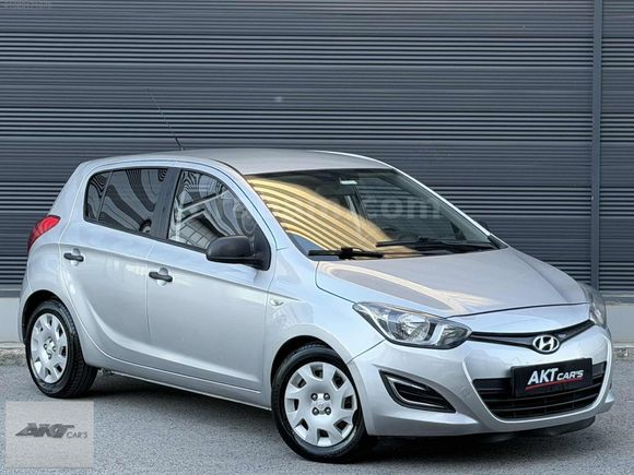 2013 MODEL 1.4CVVT SENSE OTOMATİK VİTES 90 KM TERTEMİZ İ20