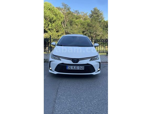 Sahibinden Toyota Corolla 1.8 Hybrid Flame X-Pack 2020 Model 