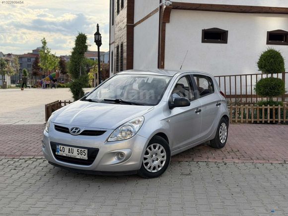 2011 HYUNDAİ İ20 1.4 OTOMATİK 68.000KM SERVİS BAKIM İLKSAHİP