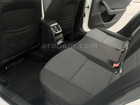 SKODA OCTAVİA 1.2 TSI AMBİTİON 138 BİN'DE YARIM PARÇA BOYALI