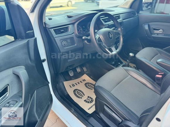 FIRSAT ARACI 2022 EXPRESS COMBİ 1.5 BLUeDCİ JOY 168.### KM
