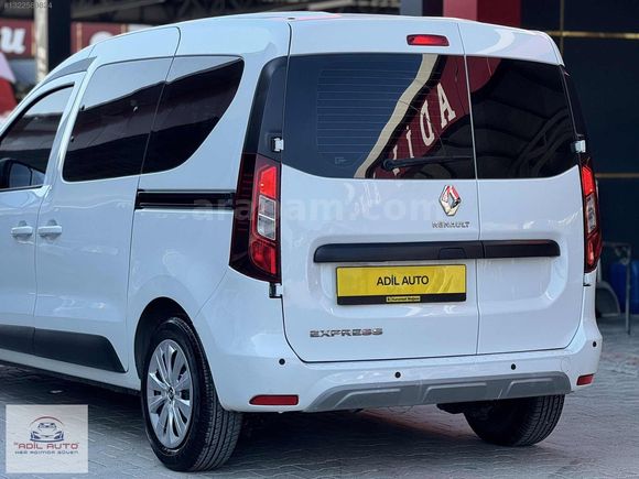 FIRSAT ARACI 2022 EXPRESS COMBİ 1.5 BLUeDCİ JOY 168.### KM