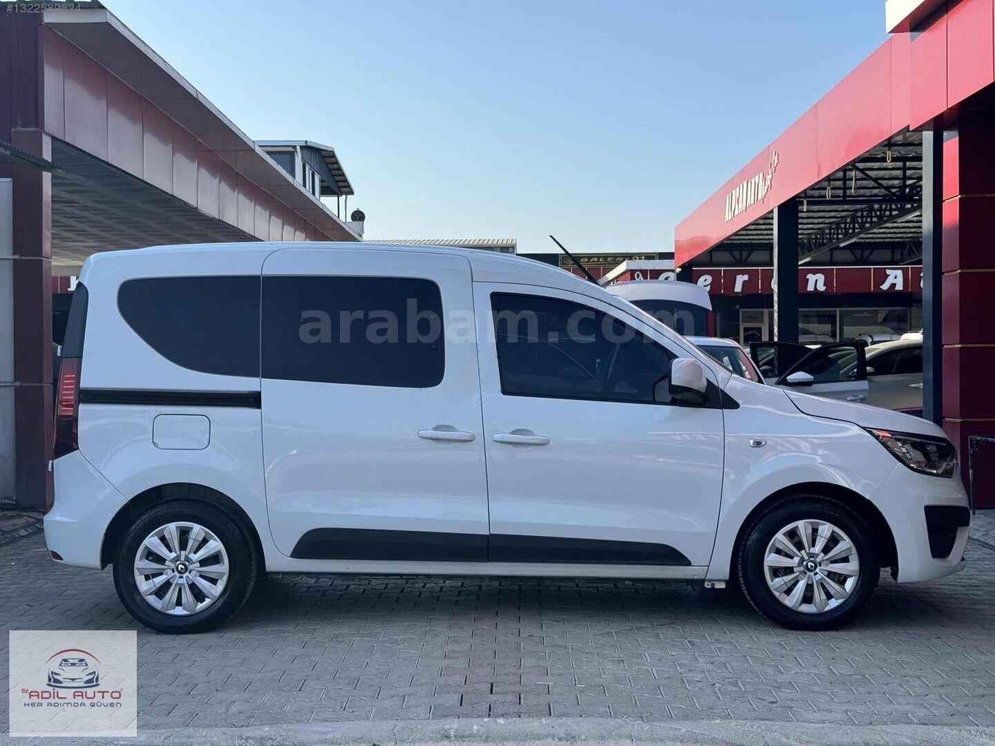 Galeriden Renault Express Combi 1.5 BlueDCI Joy 2022 Model Adana 168.000 km Beyaz 6