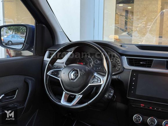 YM AUTO 2022 RENAULT EXPRESS COMBİ 1.5 BlueDCi TOUCH