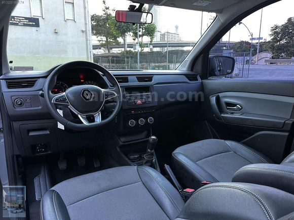 AKINOTO'DAN 2023 RENAULT EXPRESS COMBİ 1.5 JOY 48.000KM BOYASIZ!