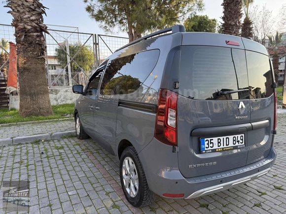 2022 EXPRESS COMBİ 1.5 DCİ TOUCH KM 75 BİN 6 İLERİ HATASIZ FULL