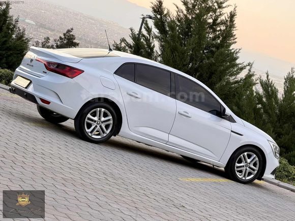 ***2016 MODEL RENAULT MEGANE 4 ***