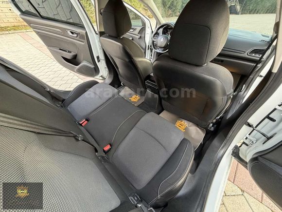 ***2016 MODEL RENAULT MEGANE 4 ***