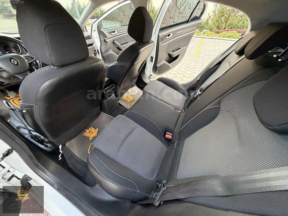 ***2016 MODEL RENAULT MEGANE 4 ***