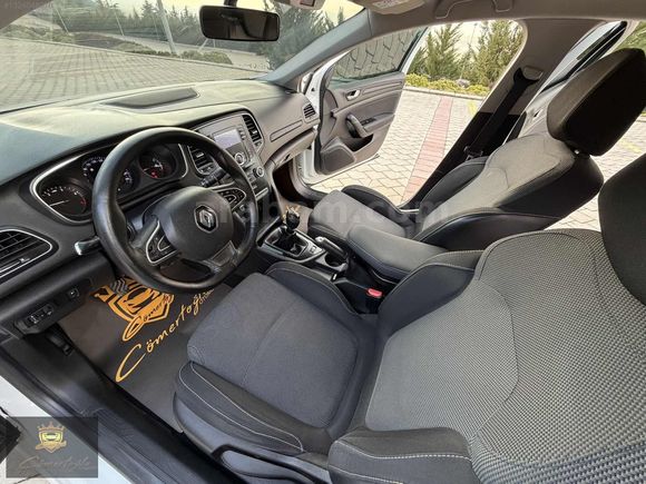 ***2016 MODEL RENAULT MEGANE 4 ***