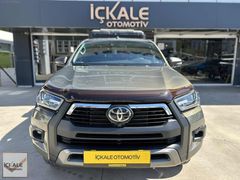 İÇKALE OTOMOTİV//2022 TOYOTA HİLUX INVİNCİBLE 2.4 4X4 ÇADIRLI