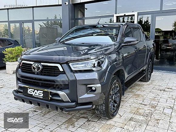 İSAS-2022 HİLUX İNVİNCİBLE 2.4 4X4-360°-ISITMA-30.000KM-BOYASIZ