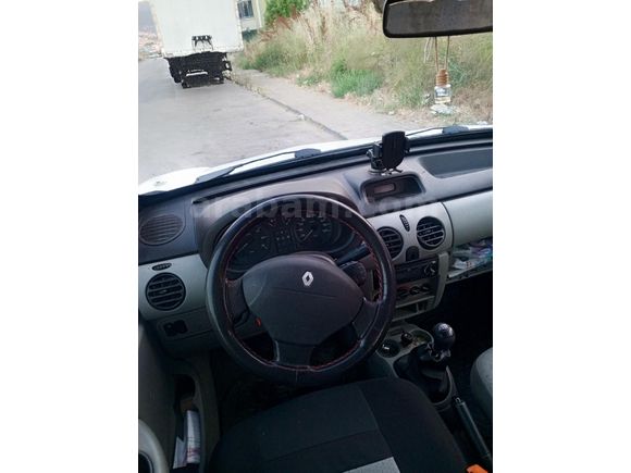 Sahibinden Renault Kangoo Multix 1.5 dCi Authentique 2006 Model Bursa 302.827 km Beyaz