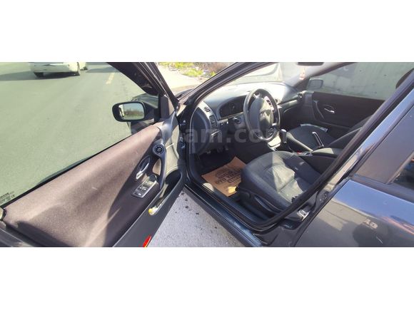 Sahibinden Renault Laguna 1.6 Expression 2005 Model