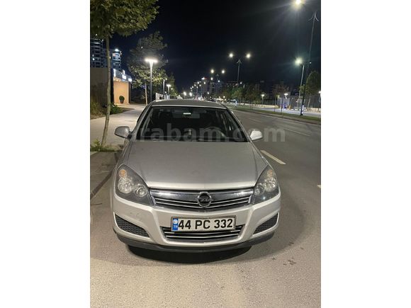Sahibinden Opel Astra 1.6 Essentia 2012 Model  145.000 km Gri