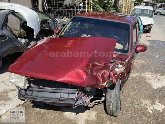 98 MODEL DOĞAN SLX 1.6İE KAPORTA HASARLI