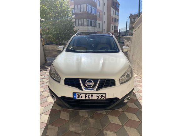 Sahibinden Nissan Qashqai 1.6 Platinum 2012 Model 