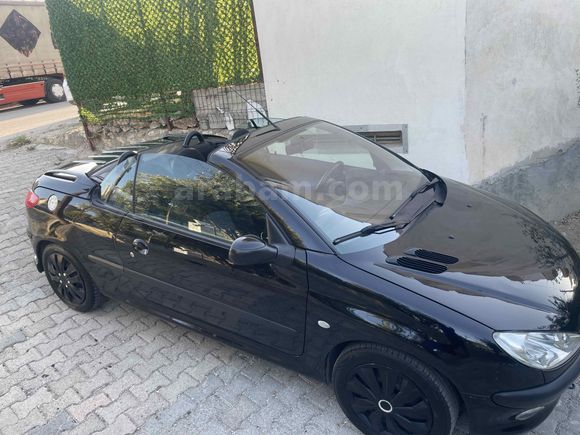 2002 model saf benzinli 206cc cabrio  