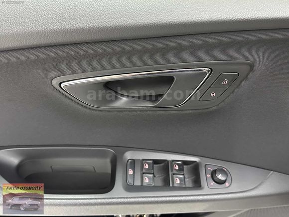 ''2015 SEAT LEON 1.6 TDİ OTOMATİK HATASIZ BOYASIZ İLK ELDEN''