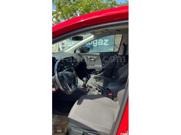 /*/ HATASIZ BOYASIZ CAM TAVAN LEON DÜŞÜK KM BAKIMLI /*/