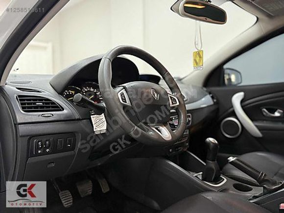 GK OTOMOTİV'DEN 2011 MODEL RENAULT MEGANE HB