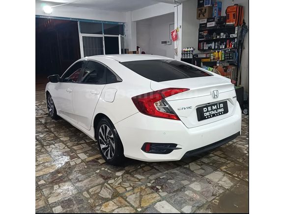 Sahibinden Honda Civic 1.6i DTEC Elegance 2018 Model 