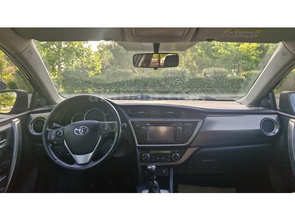 Sahibinden Toyota Auris 1.4 D-4D Advance 2013 Model
