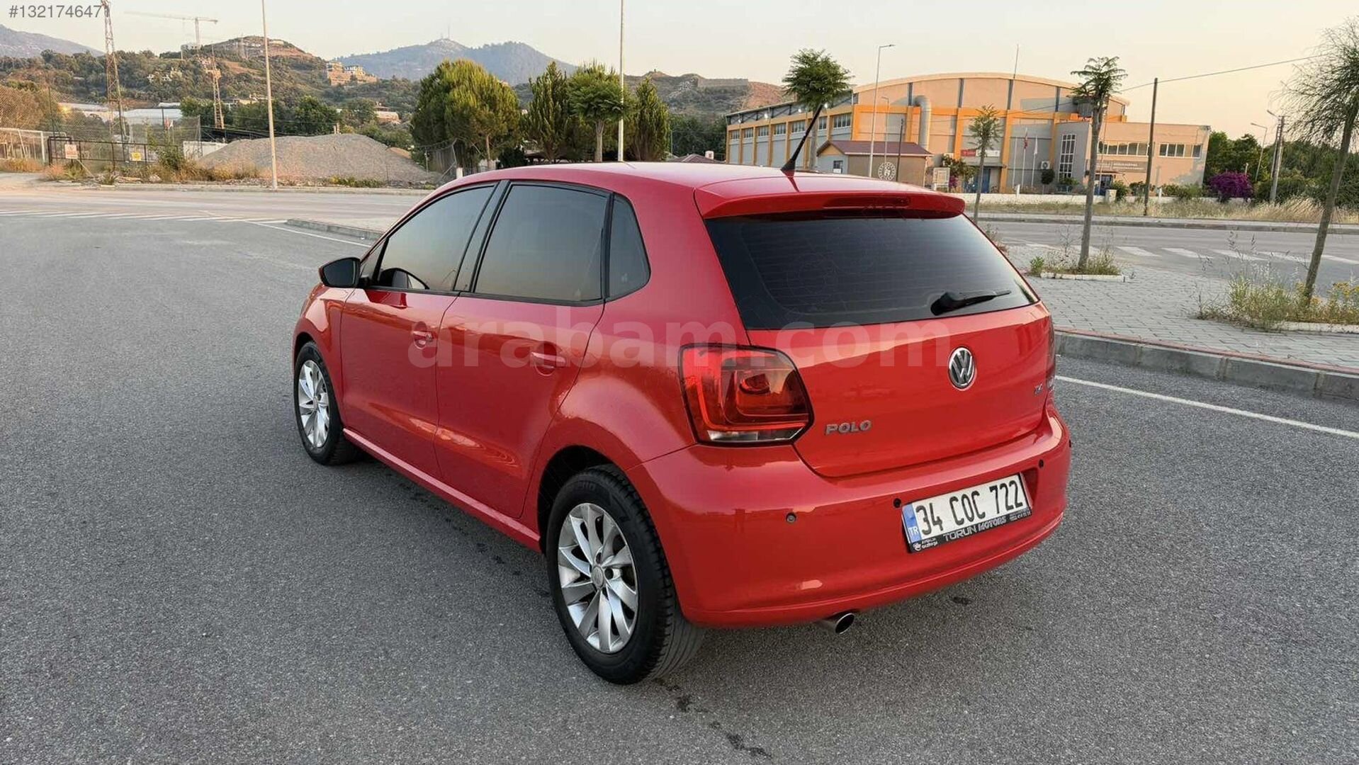 Galeriden Volkswagen Polo 1.4 Comfortline 2010 Model Antalya 175.000 km Beyaz 4