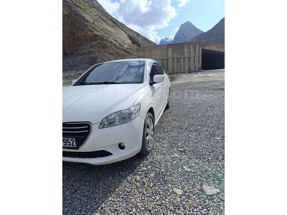 Sahibinden Peugeot 301 1.6 HDi Active 2015 Model 