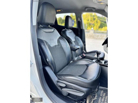 HATASIZ BOYASIZ 76.000 KM LİMİTED JEEP COMPASS