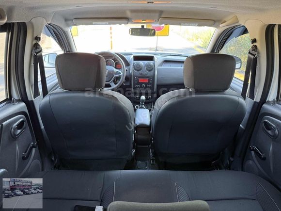 DACİA DUSTER 4X4 1.5 DCİ AMBİANCE HATASIZ AYARI