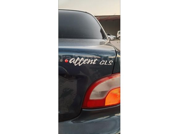 Accent 98 1.5 Gls Klimalıdır.
