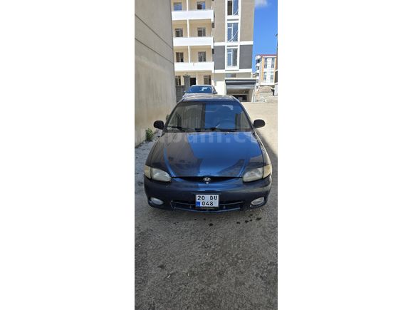 Accent 98 1.5 Gls Klimalıdır.