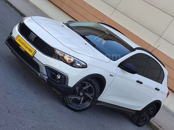 ALC AUTO'DAN HATASIZ BOYASIZ 2022 FİAT EGEA CROSS 1.4 STREET
