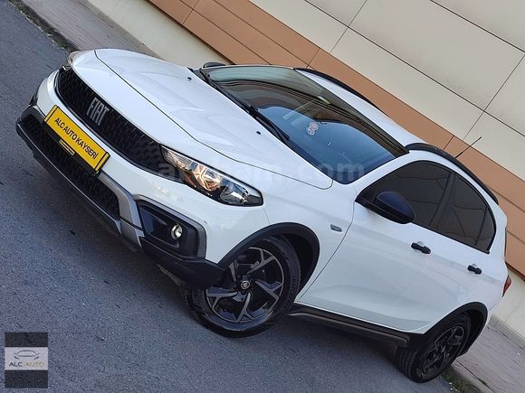 ALC AUTO'DAN HATASIZ BOYASIZ 2022 FİAT EGEA CROSS 1.4 STREET