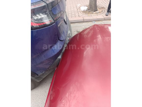 Sahibinden Renault Austral 1.3 Hybrid Techno 2024 Model Edirne
