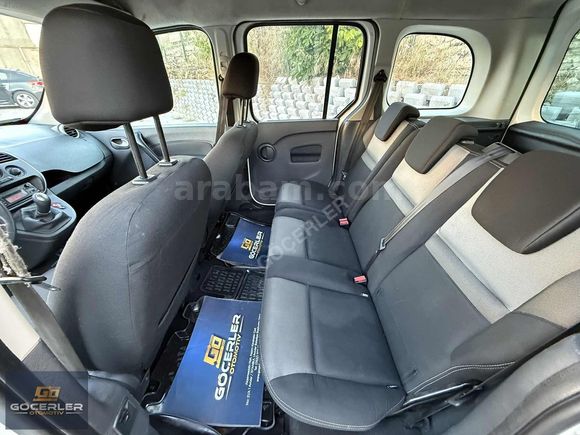 GÖÇERLERDEN 2019 ÇIKIŞLI RENAULT KANGOO 1.5 DCİ TOUCH DEĞİŞENSİZ