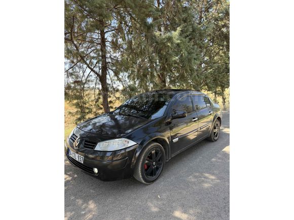 Sahibinden Renault Megane 1.6 Dynamique 2004 Model  326.000 km Siyah