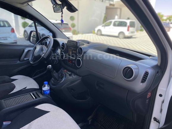 Galeriden Citroen Berlingo 1.6 HDi Selection 2017 Model Van